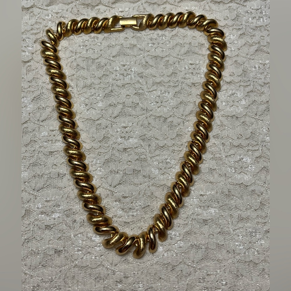 Napier/vintage, brushed, and gold tone necklace